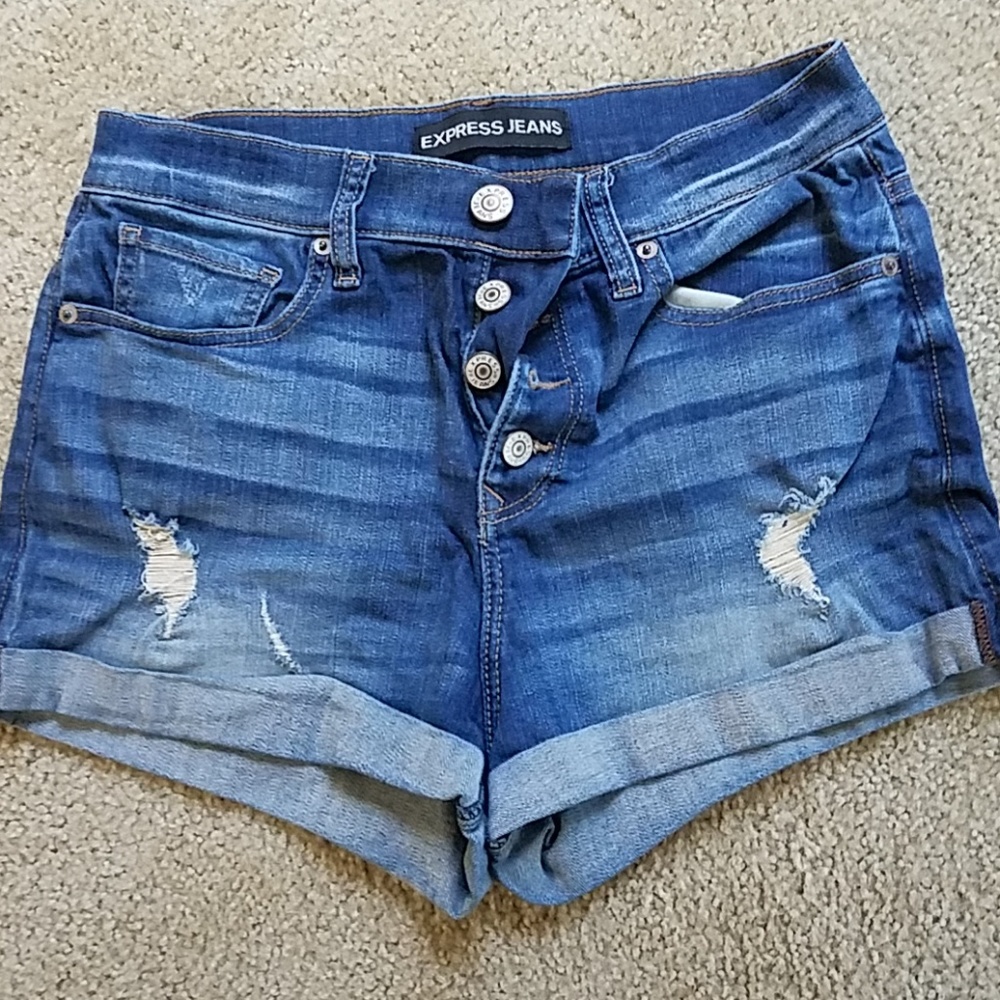 Express shorts